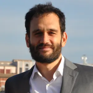 Retrato de  Cristian Llach