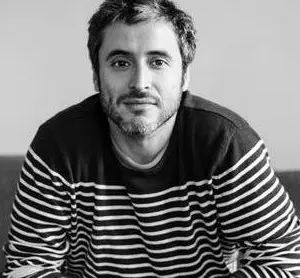 Retrato de  Javier Rebolledo