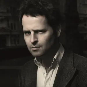 Retrato de Adam Kay