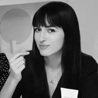 Retrato de  Cecy Young