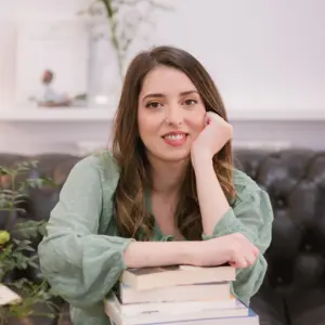 Retrato de Silvia Martín (@valienteinspo)