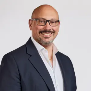 Retrato de  Alex Schultz