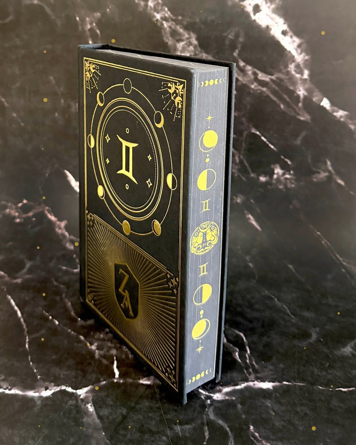 Portada Zodiac Academy 1. El despertar 2