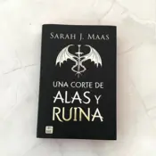 Portada TD Una corte de alas y ruina. Edición especial 4
