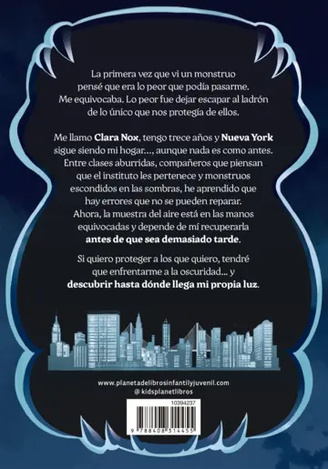 Contraportada Clara Nox 2. El secreto del profesor